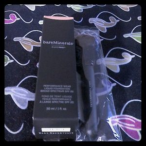 Bare Minerals Bare Pro foundation
